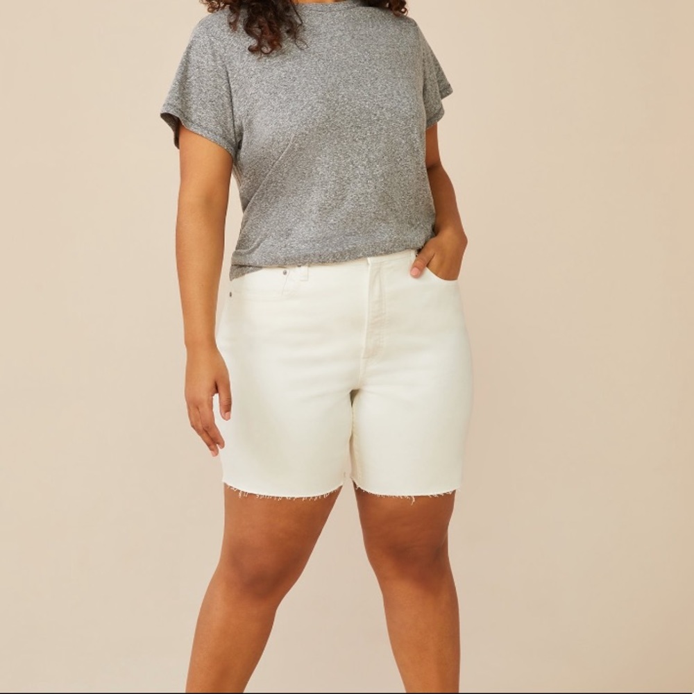 FREE ASSEMBLY New! White Denim Long Bermuda Jean Shorts Size 12 Nwt